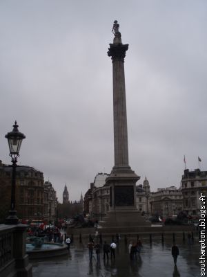 Trafalgar square avec Nelson et Big Ben